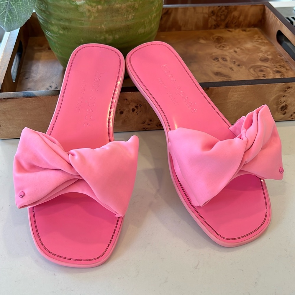 Kate Spade never used Pink Bikini Bow Sandals size 9.5